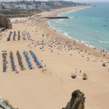 Ah * Albufeira